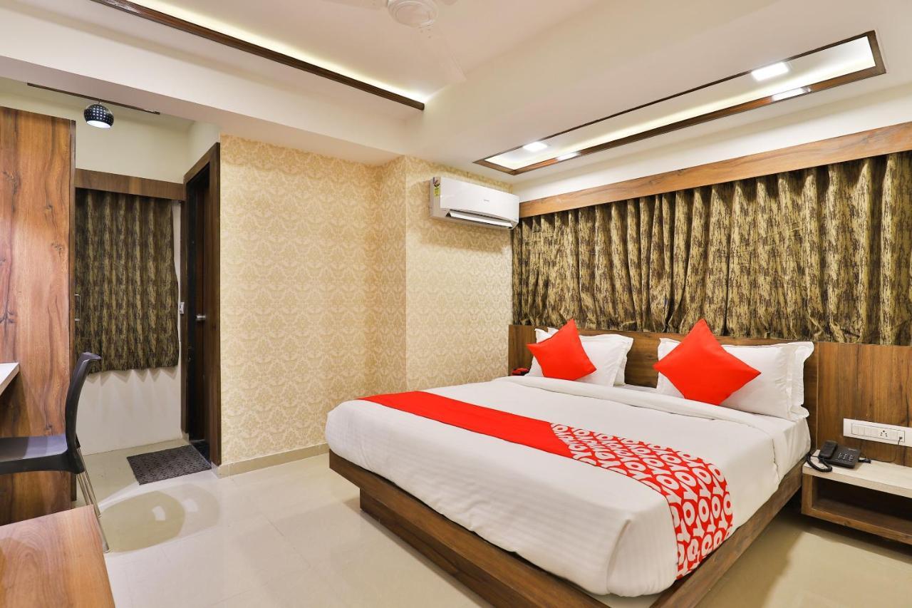 โอโย 24950 โฮเต็ล ศรีพลาชี เรซิเดนซี Hotel อาเมดาบัด ภายนอก รูปภาพ
